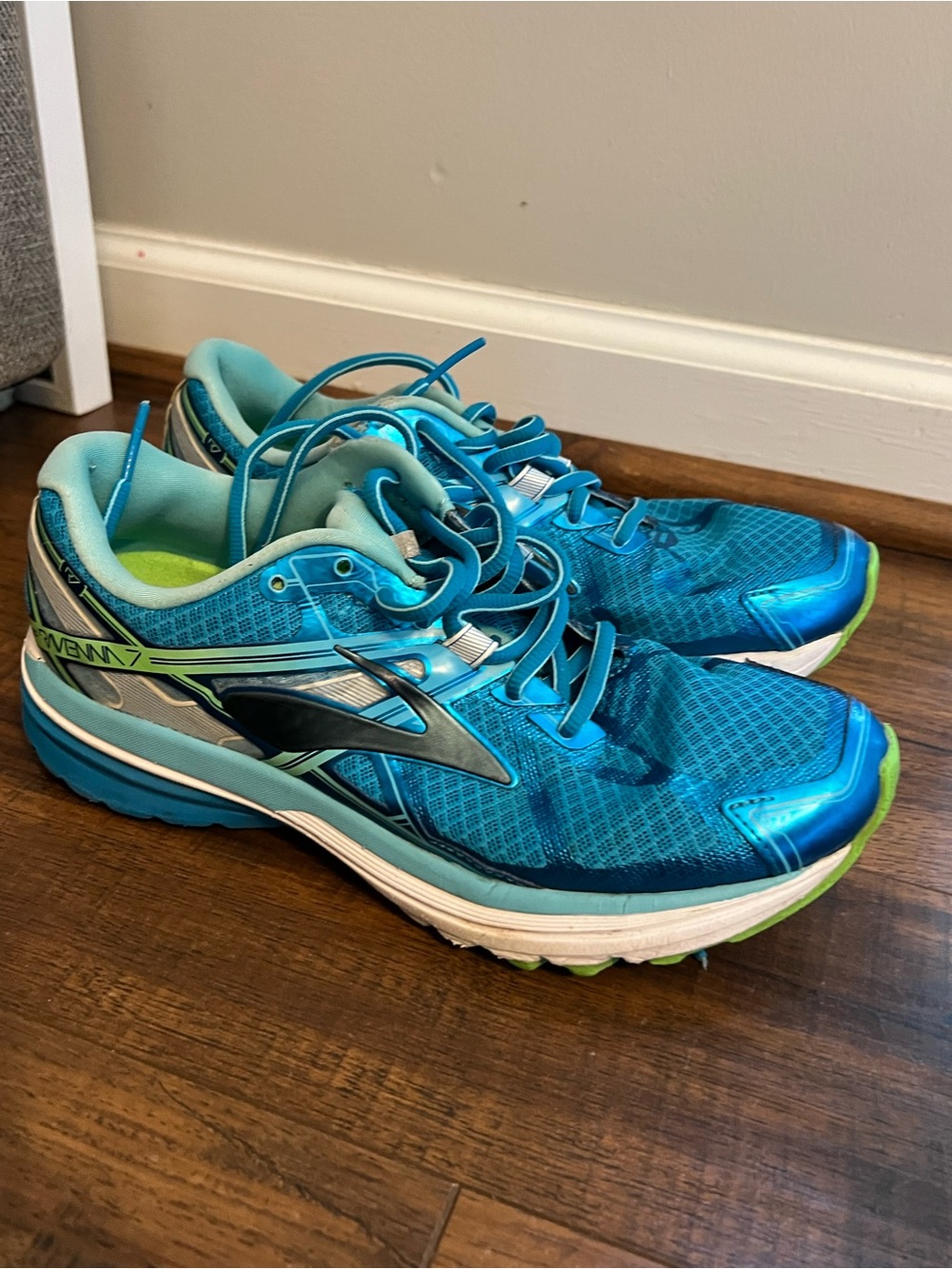 Brooks Women's Teal & Lime Running Shoes